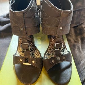 Gianni Bini-9M-Cole Gray